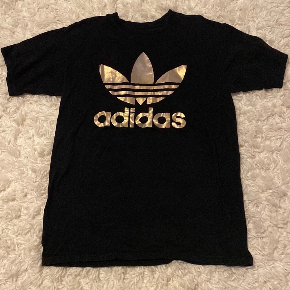 Adidas tee